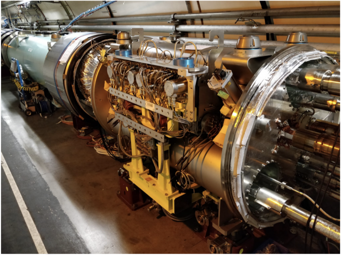 Dispersion suppressor “TCLD” collimator installed in the new cryogenics by-pass located in the connection cryostat around IR2