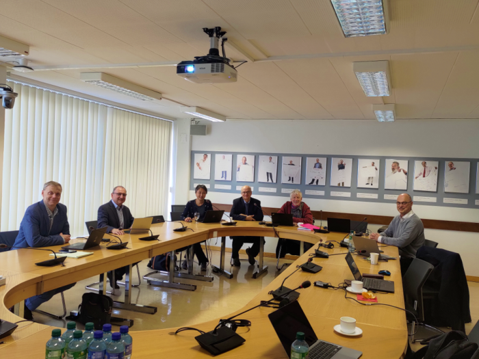 CMAC and external reviewers during their close out-session (from left to right: Sergei Nagaitsev (FNAL), Mike Seidel (EPFL) (Chair), Mei Bai (SLAC), Ralph Assmann (DESY), Rüdiger Schmidt (TU Darmstadt), Pierre Vedrine (CEA-Saclay). Missing from picture: Tadashi Koseki (KEK) who had to leave early and Jie Gao (IHEP) who participated remotely)