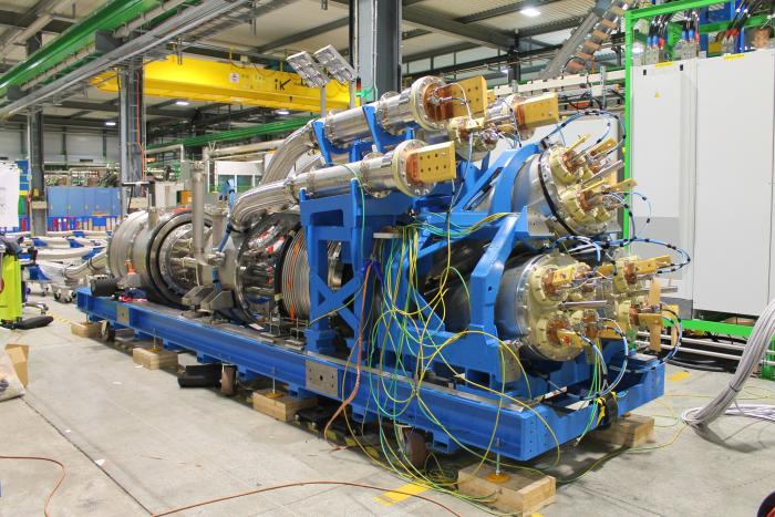 Superconducting feed Prototype cryostat containing the REBCO high-temperature-superconducting current leads that power the HL-LHC triplet via a MgB2 cable housed in a flexible cryostat, pending installation in the inner-triplet string. Credit: I Garcia Obrero/CERN